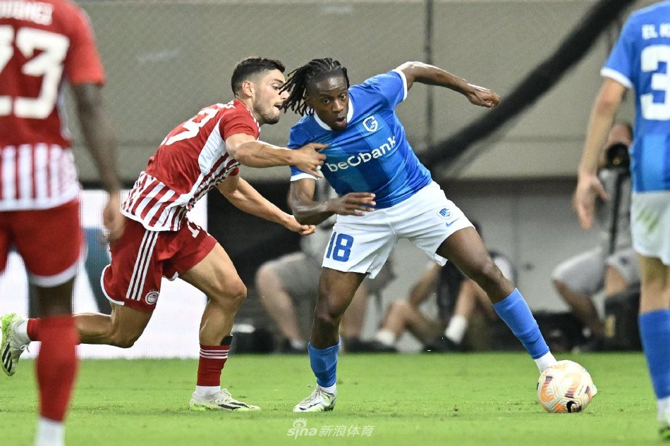 备受瞩目 备受瞩目